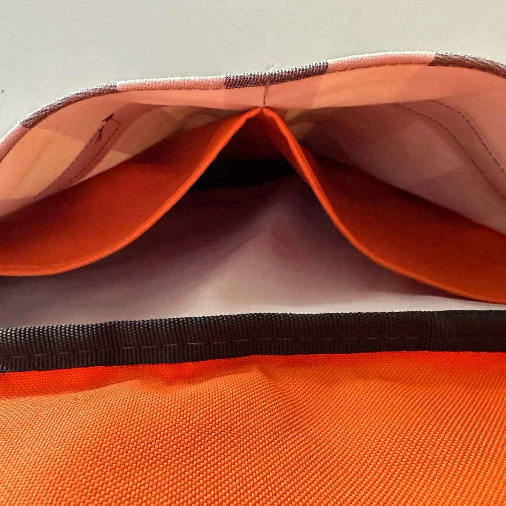 YAK PAK Checker Messenger Bag Unisex Height: 13” (Closed) Width: 16” Approx